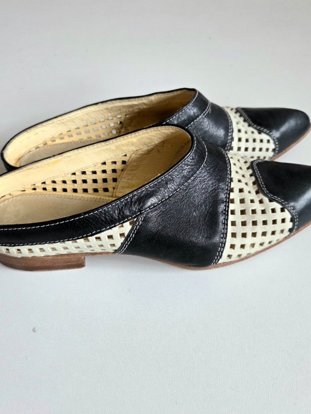 Prophecy Our Secret Black White Perforated Slip On Mules Genuine Leather Size 40 - Picture 6 of 11